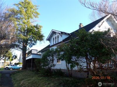 237 13th Street , Raymond, WA 98577 - Photo 2