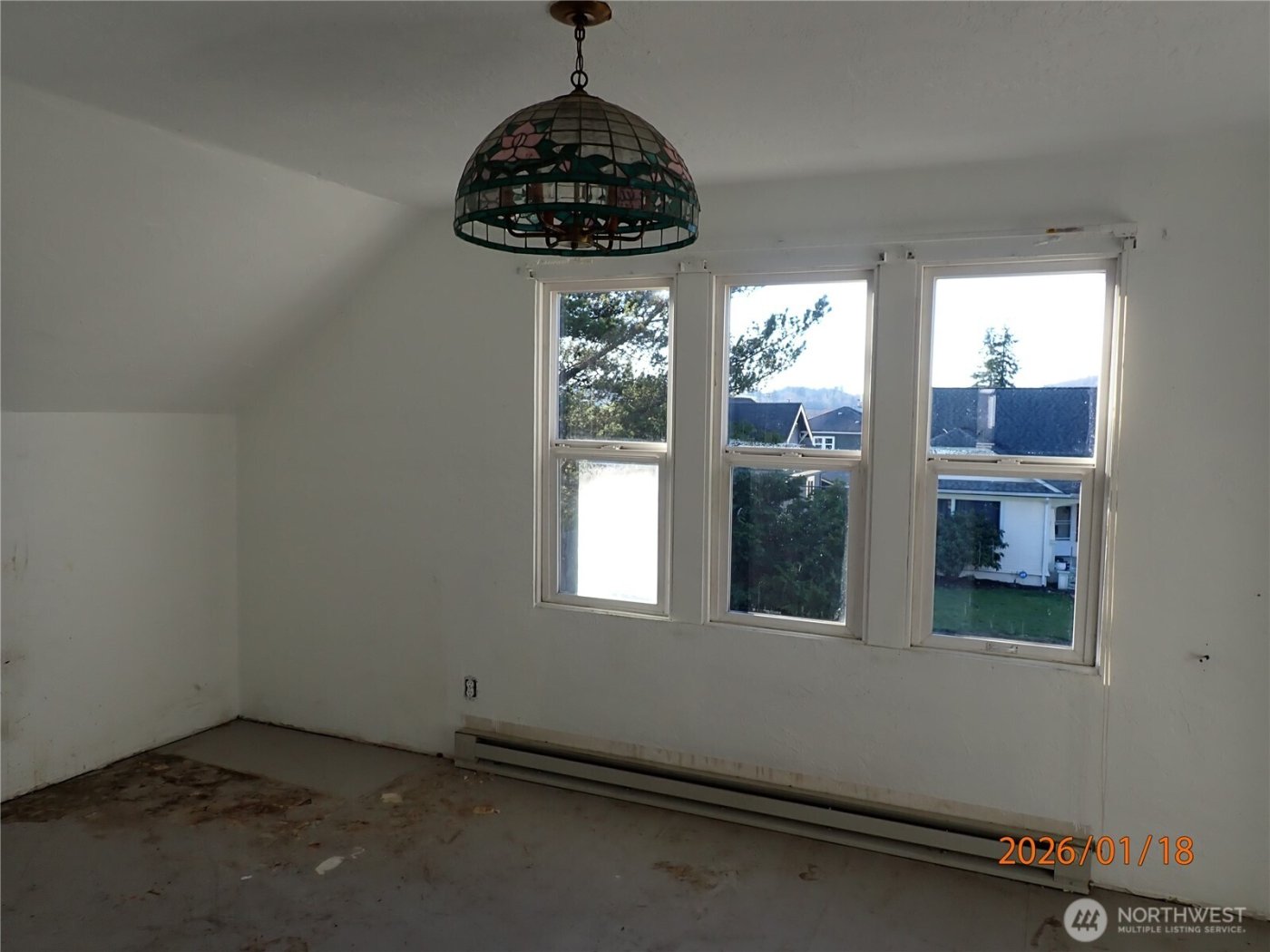 237 13th Street , Raymond, WA 98577