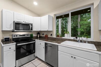 17637 Clear Lake Boulevard SE, Yelm, WA 98597 - Photo 8