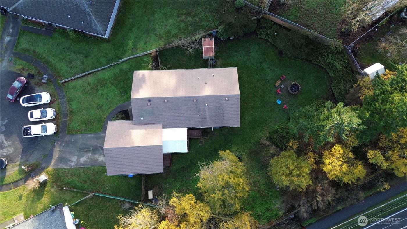 388 NW 11th Court , Oak Harbor, WA 98277