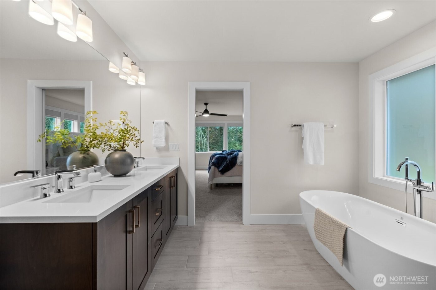 2320 48th Street Ct NW, Gig Harbor, WA 98335