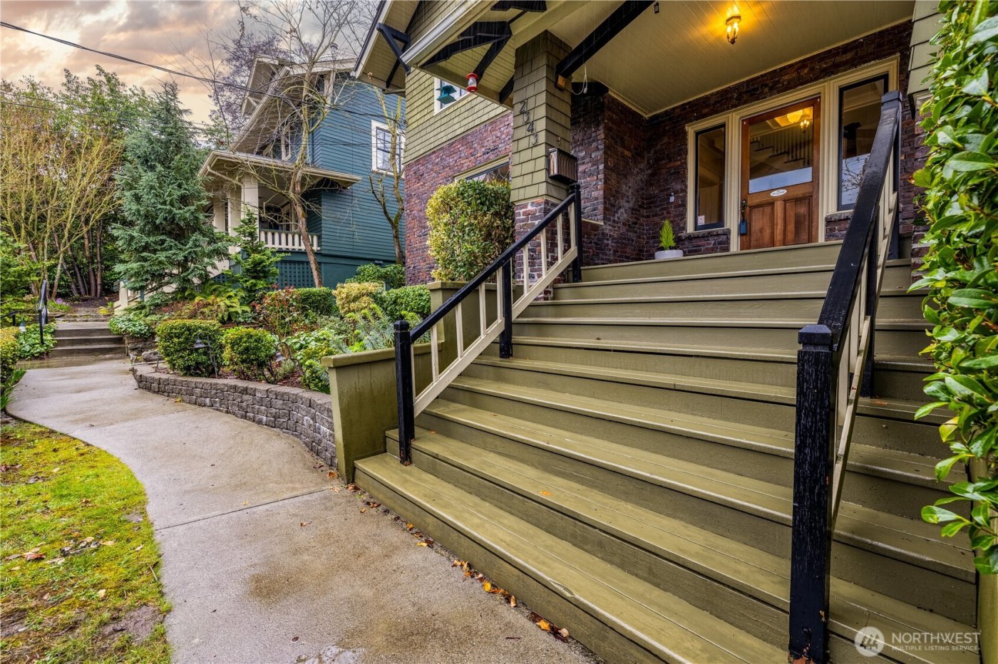 2343 Federal Avenue E, Seattle, WA 98102