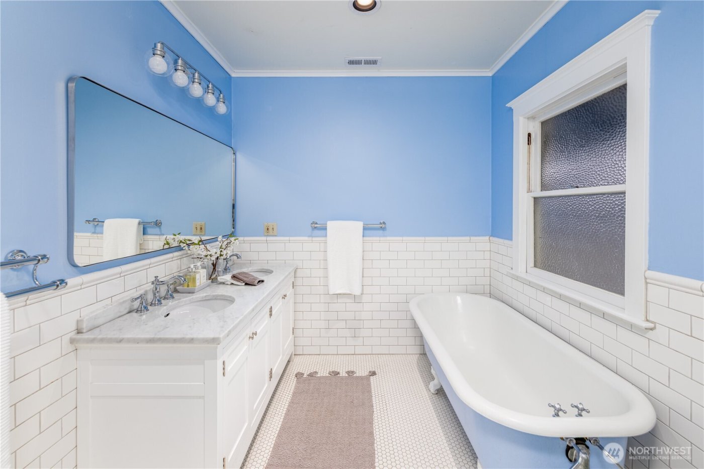 2343 Federal Avenue E, Seattle, WA 98102