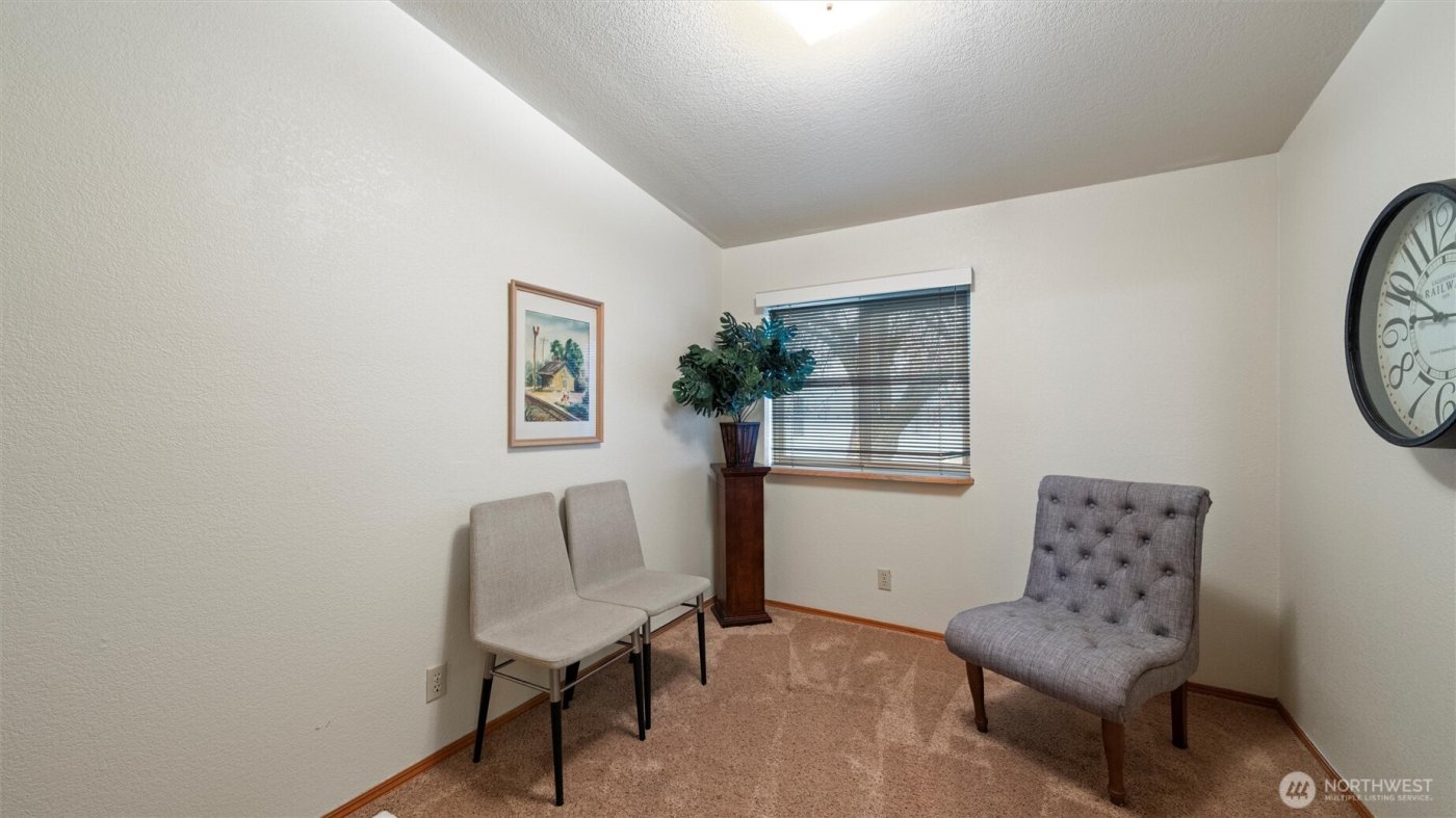 1496 Osprey Lane , College Place, WA 99324