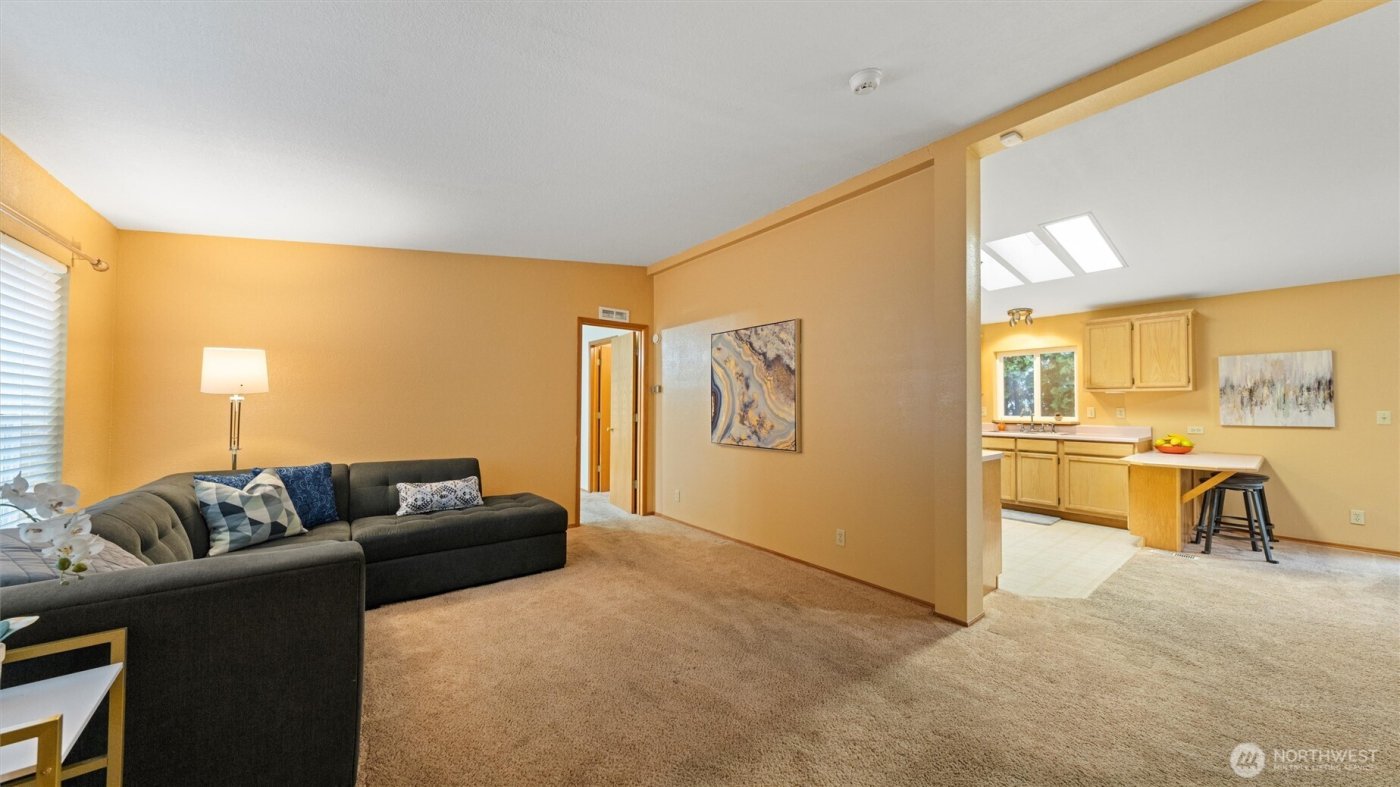 1496 Osprey Lane , College Place, WA 99324