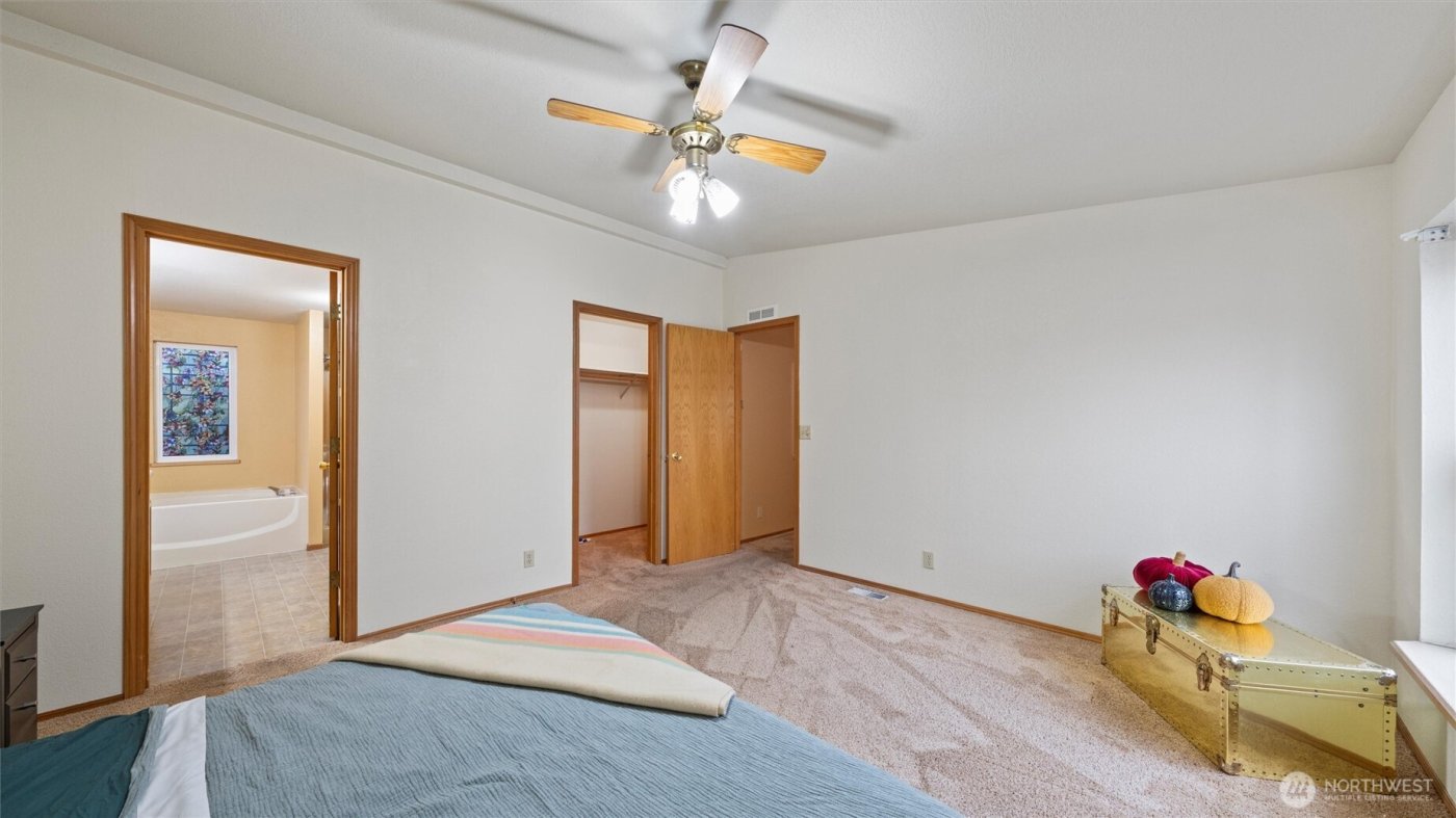 1496 Osprey Lane , College Place, WA 99324