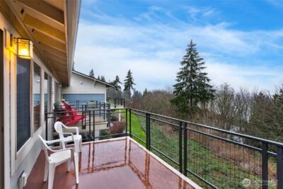 4310 Blue Heron Circle #206, Anacortes, WA 98221 - Photo 2