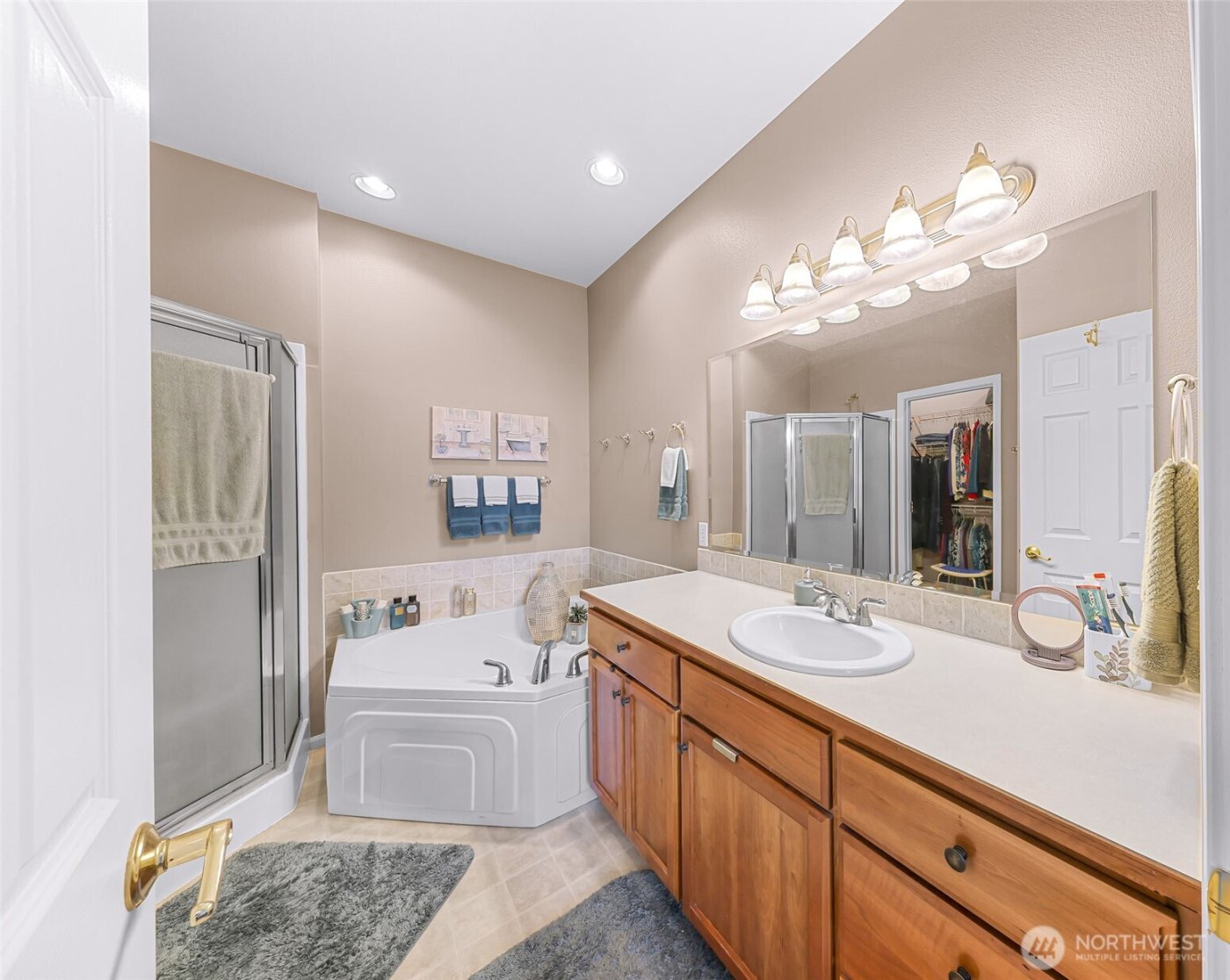 1725 Harrison #106, Lynden, WA 98264