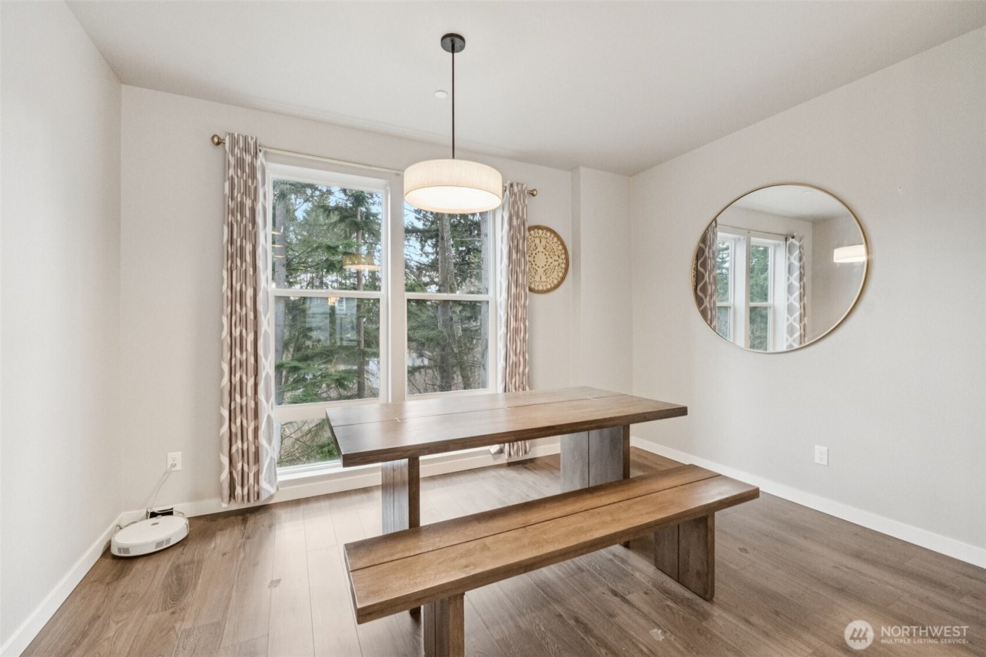 13717 Admiralty Way #J1, Lynnwood, WA 98087