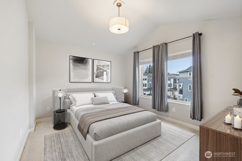 13717 Admiralty Way #J1, Lynnwood, WA 98087