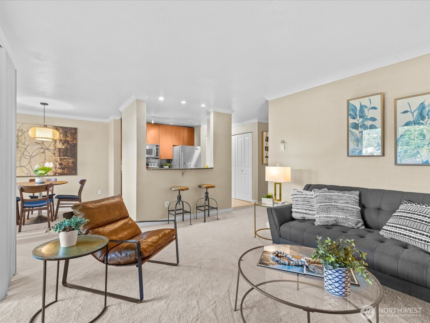 11807 100th Avenue NE #B101, Kirkland, WA 98034