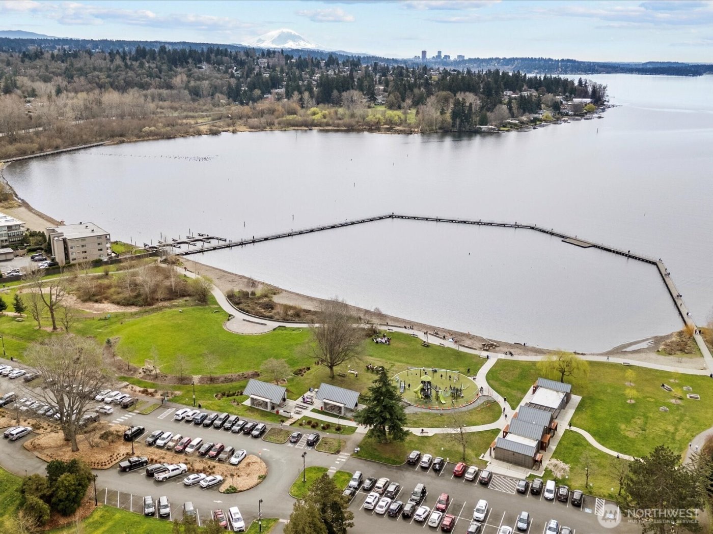 11807 100th Avenue NE #B101, Kirkland, WA 98034