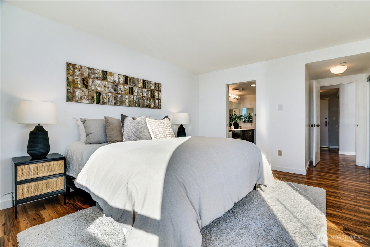 2621 2nd Avenue #706, Seattle, WA 98121