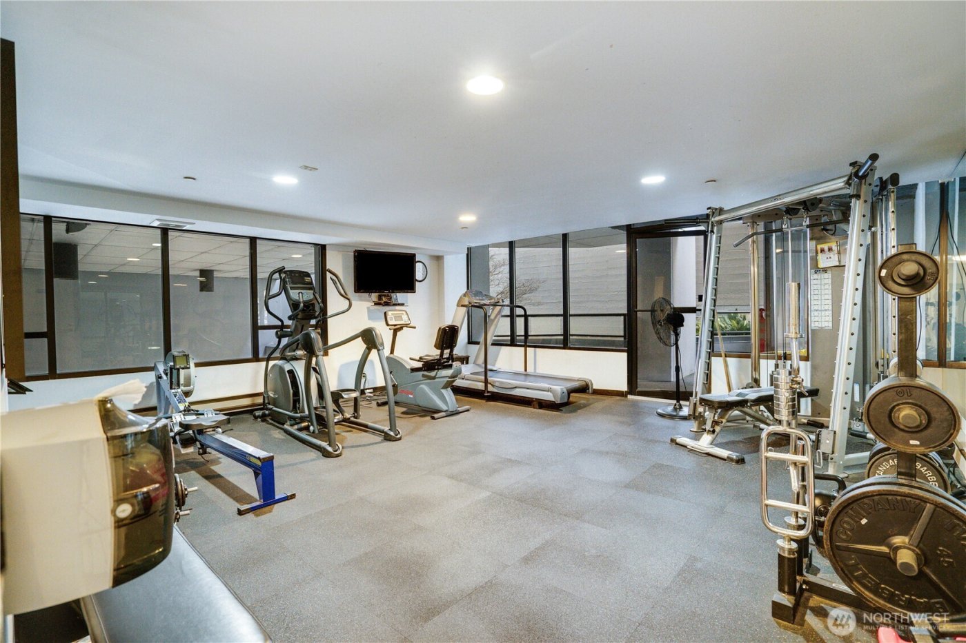 2621 2nd Avenue #706, Seattle, WA 98121