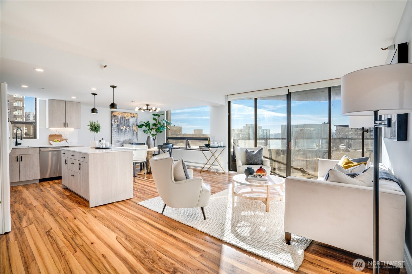 2621 2nd Avenue #706, Seattle, WA 98121