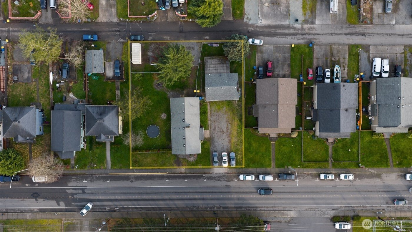 2124 Woburn Street , Bellingham, WA 98229