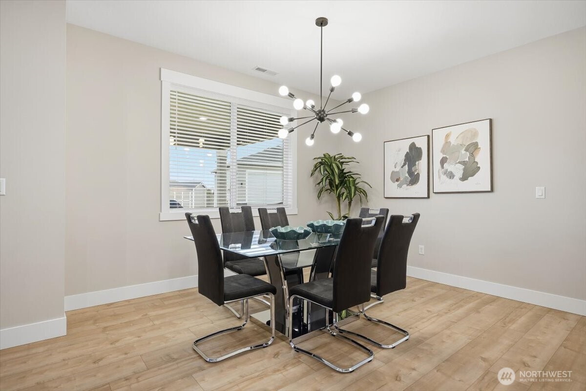 6915 Lamb Ct , Pasco, WA 99301