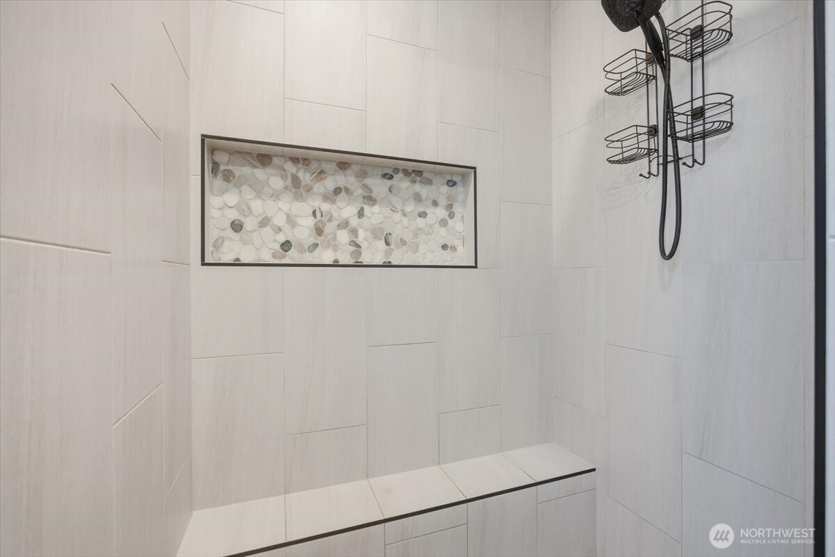 6915 Lamb Ct , Pasco, WA 99301