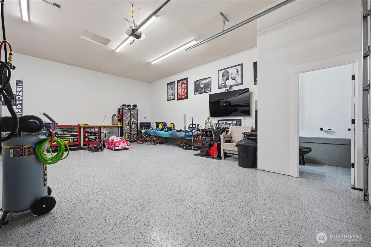 6915 Lamb Ct , Pasco, WA 99301