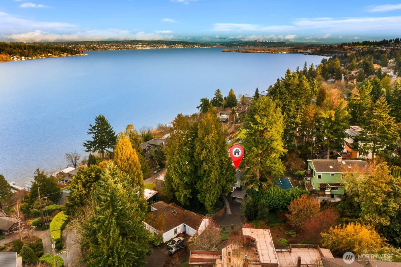 11753 Lakeside Ave NE , Seattle, WA 98125