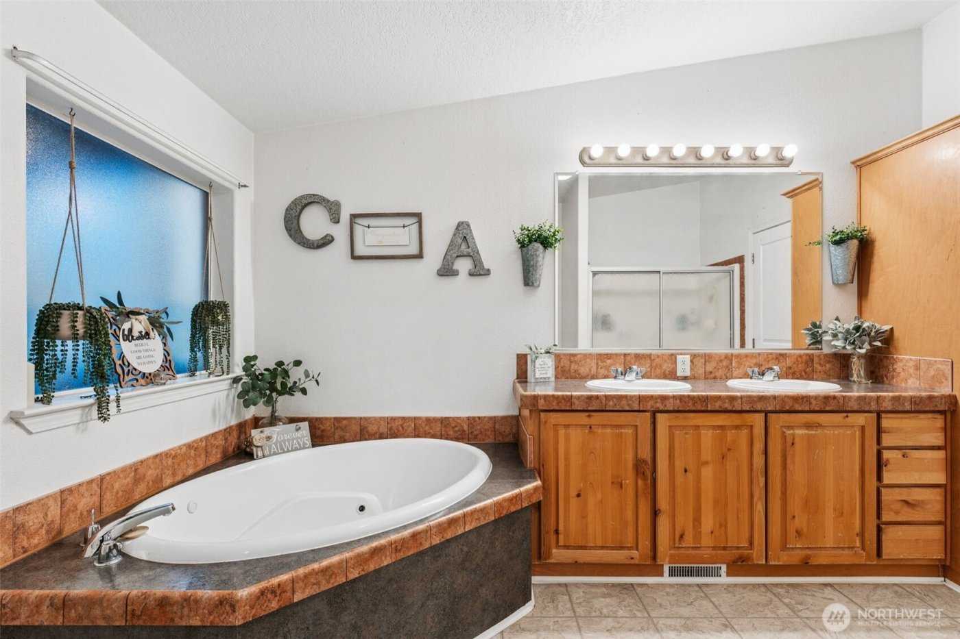 10521 Thomsen Road SE, Olympia, WA 98513