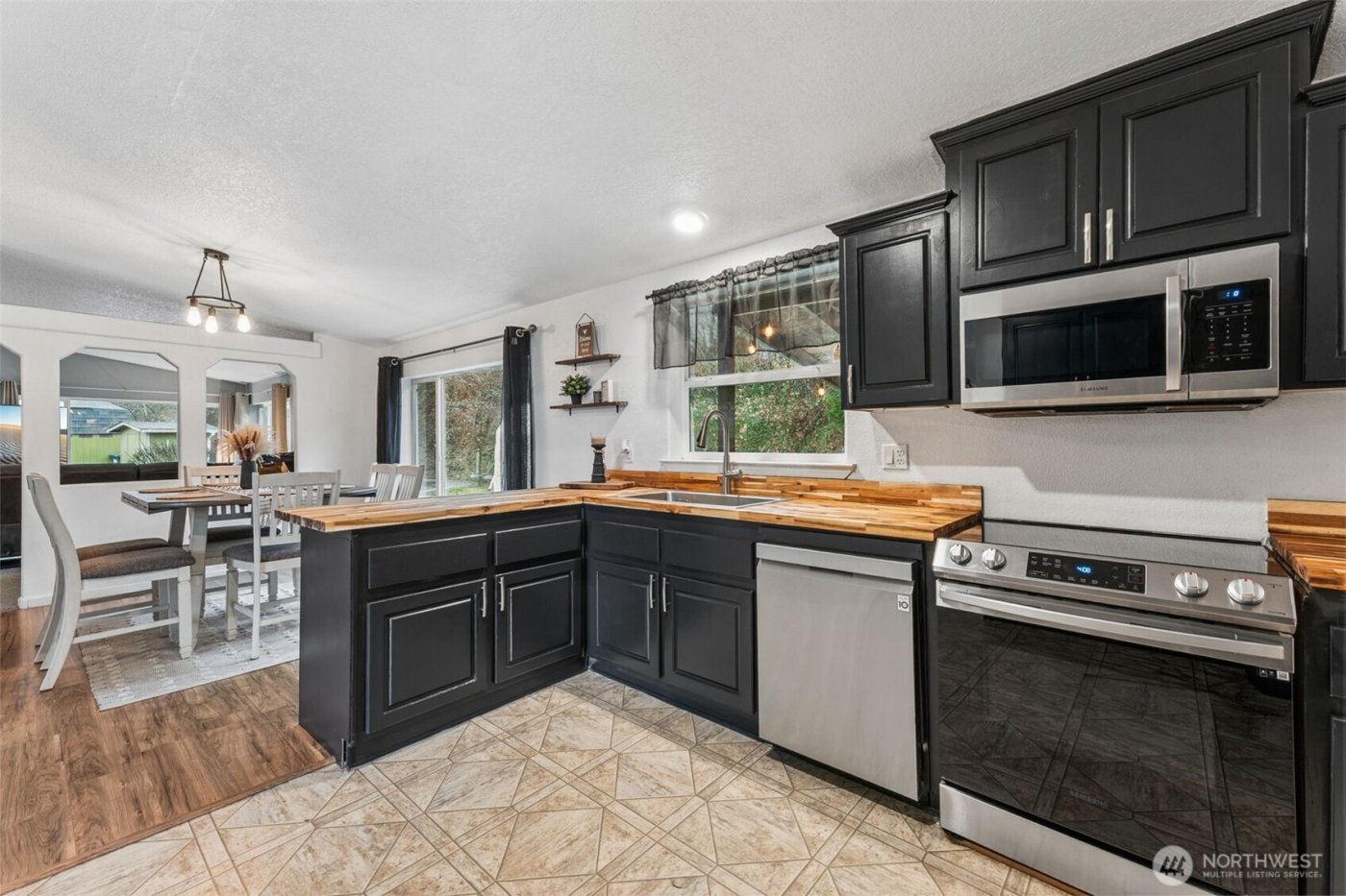 10521 Thomsen Road SE, Olympia, WA 98513