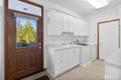 18019 Mariposa Lane , Mount Vernon, WA 98274 - Photo 23