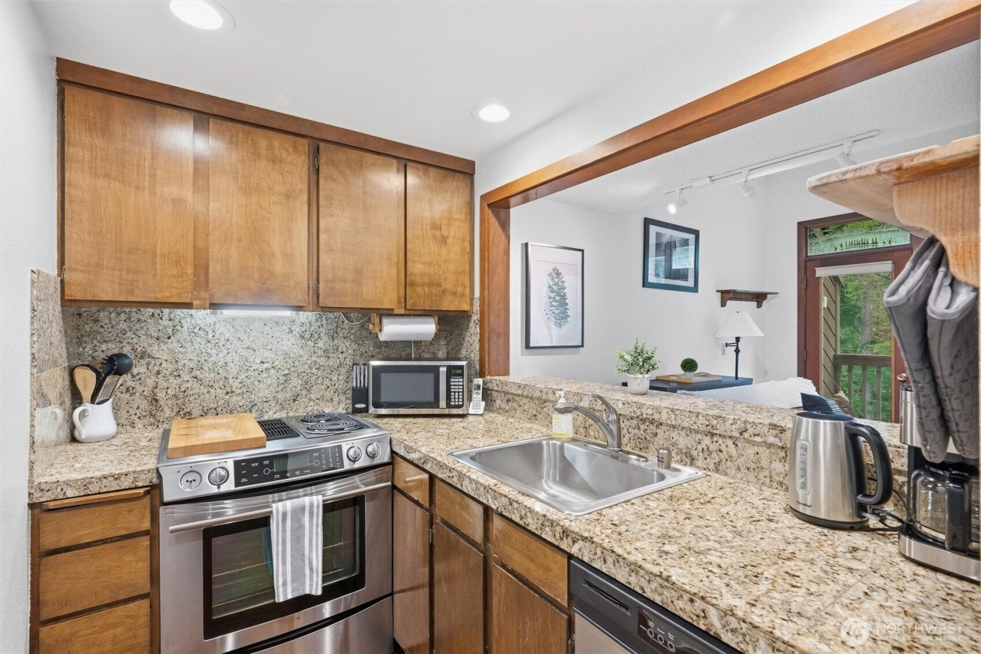 10500 Mt Baker Hwy #906, Deming, WA 98244