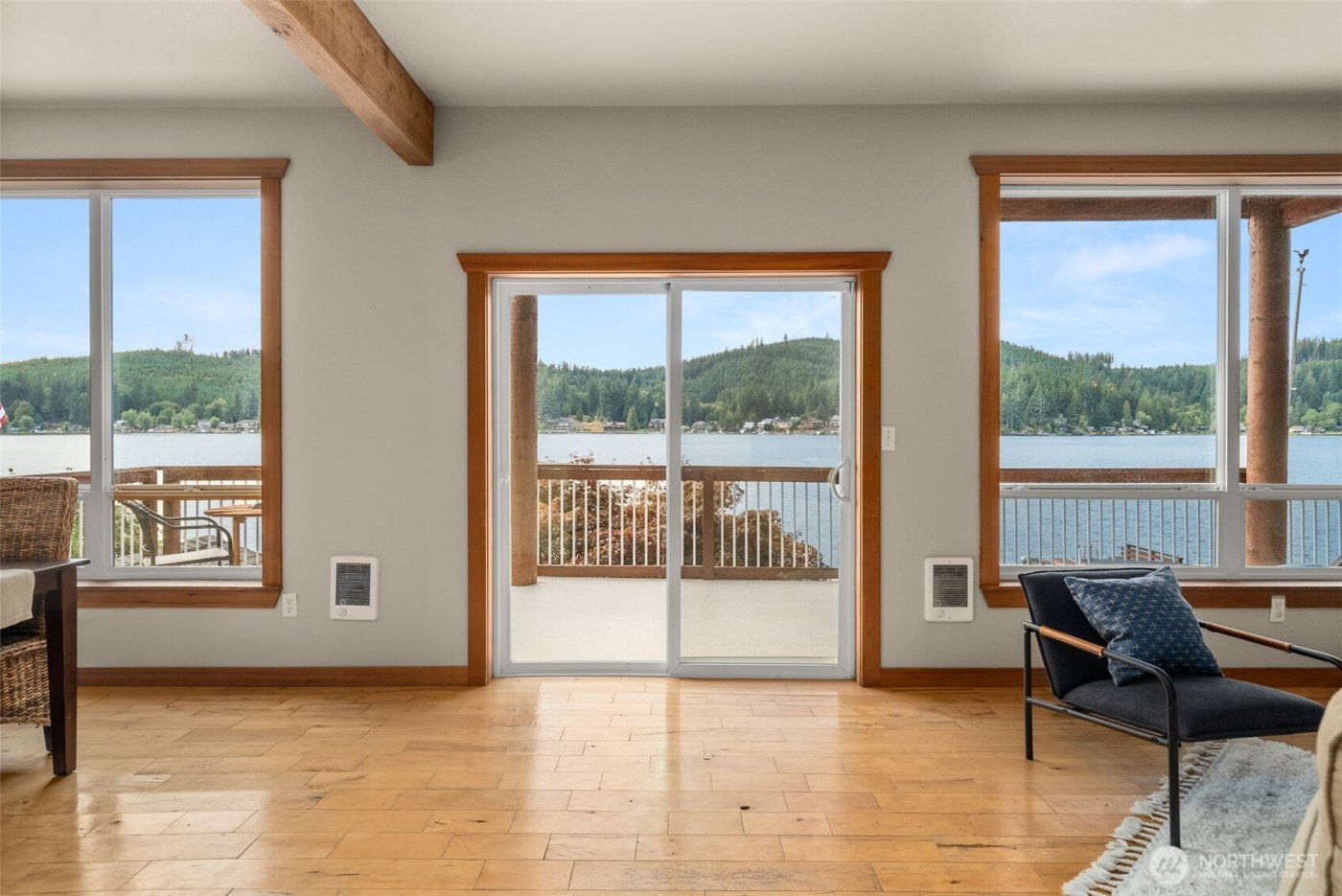 545 Summit Lake Shore Road NW, Olympia, WA 98502