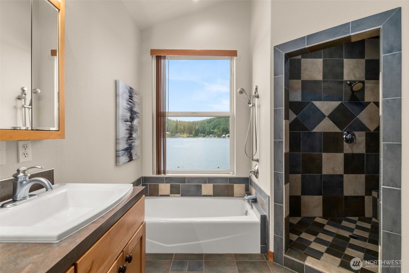 545 Summit Lake Shore Road NW, Olympia, WA 98502