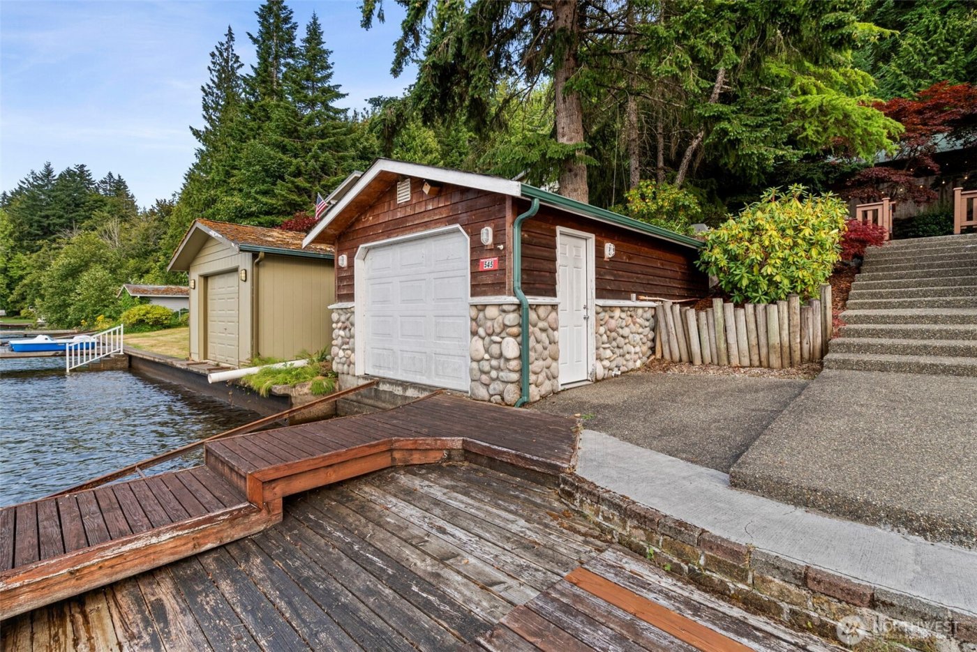 545 Summit Lake Shore Road NW, Olympia, WA 98502