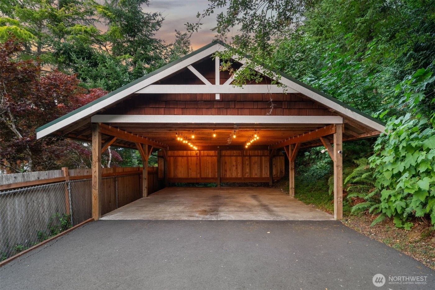 545 Summit Lake Shore Road NW, Olympia, WA 98502