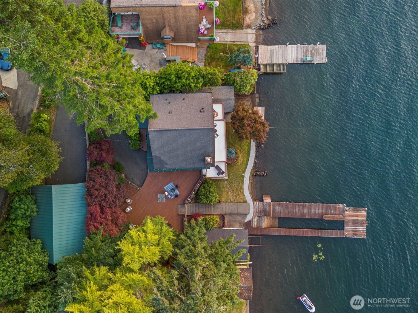 545 Summit Lake Shore Road NW, Olympia, WA 98502