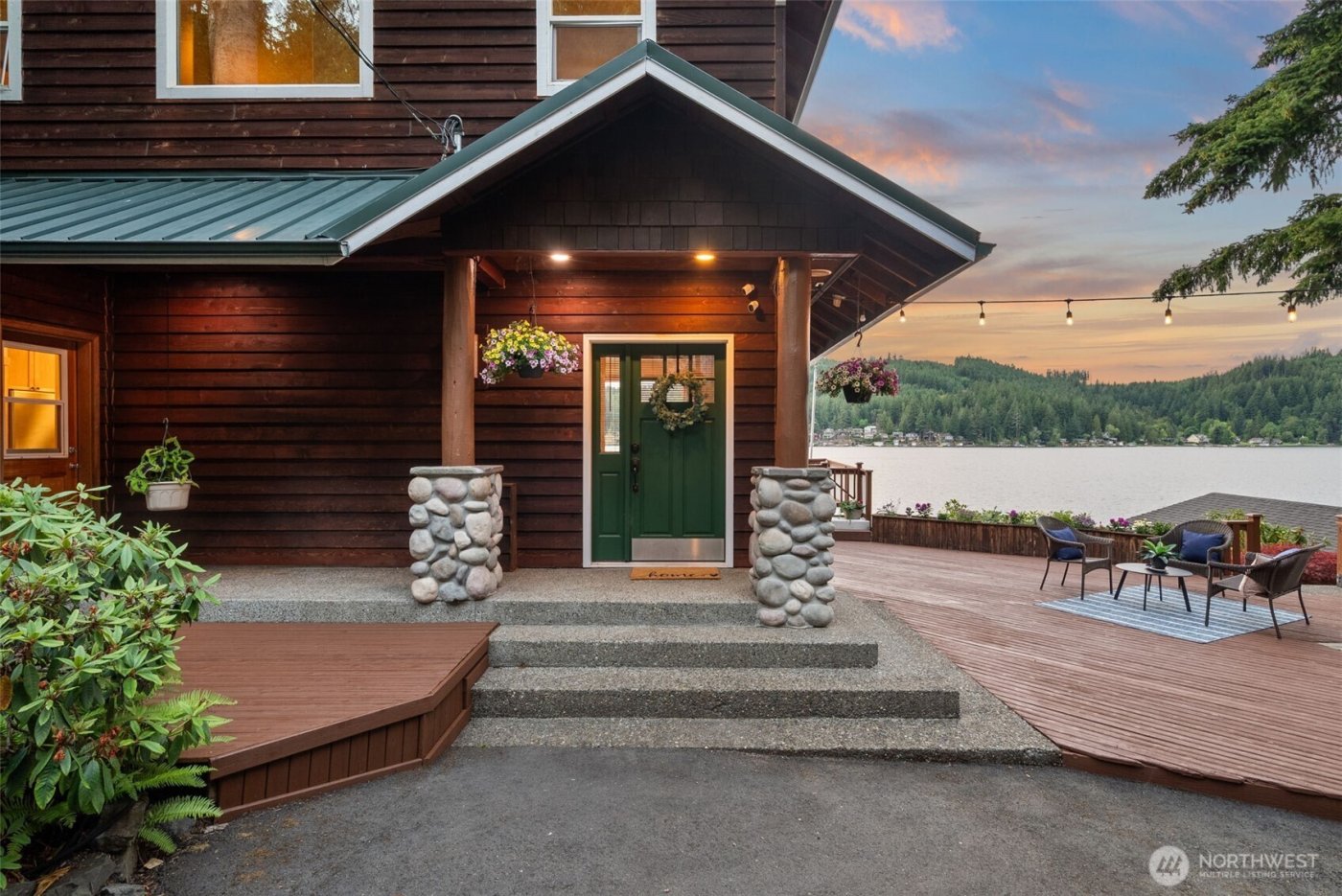 545 Summit Lake Shore Road NW, Olympia, WA 98502