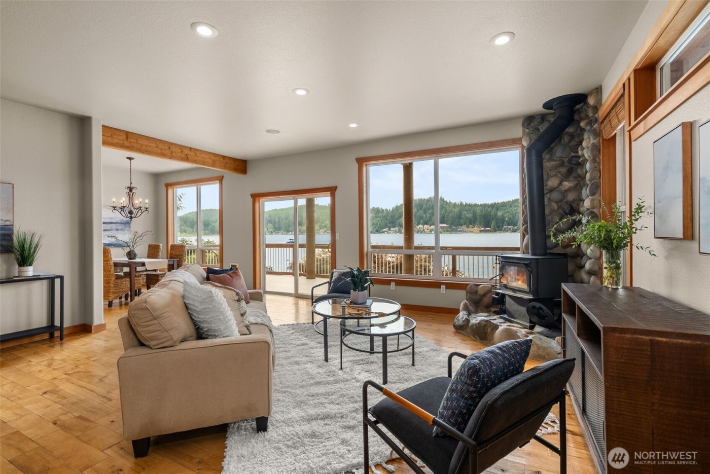 545 Summit Lake Shore Road NW, Olympia, WA 98502