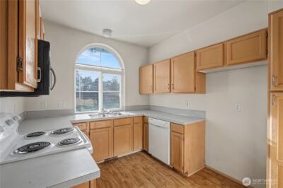 6317 Barstow Lane SE #8, Lacey, WA 98513 - Photo 7