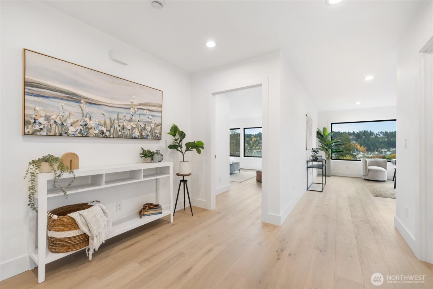 8307 Bayridge Avenue , Gig Harbor, WA 98332