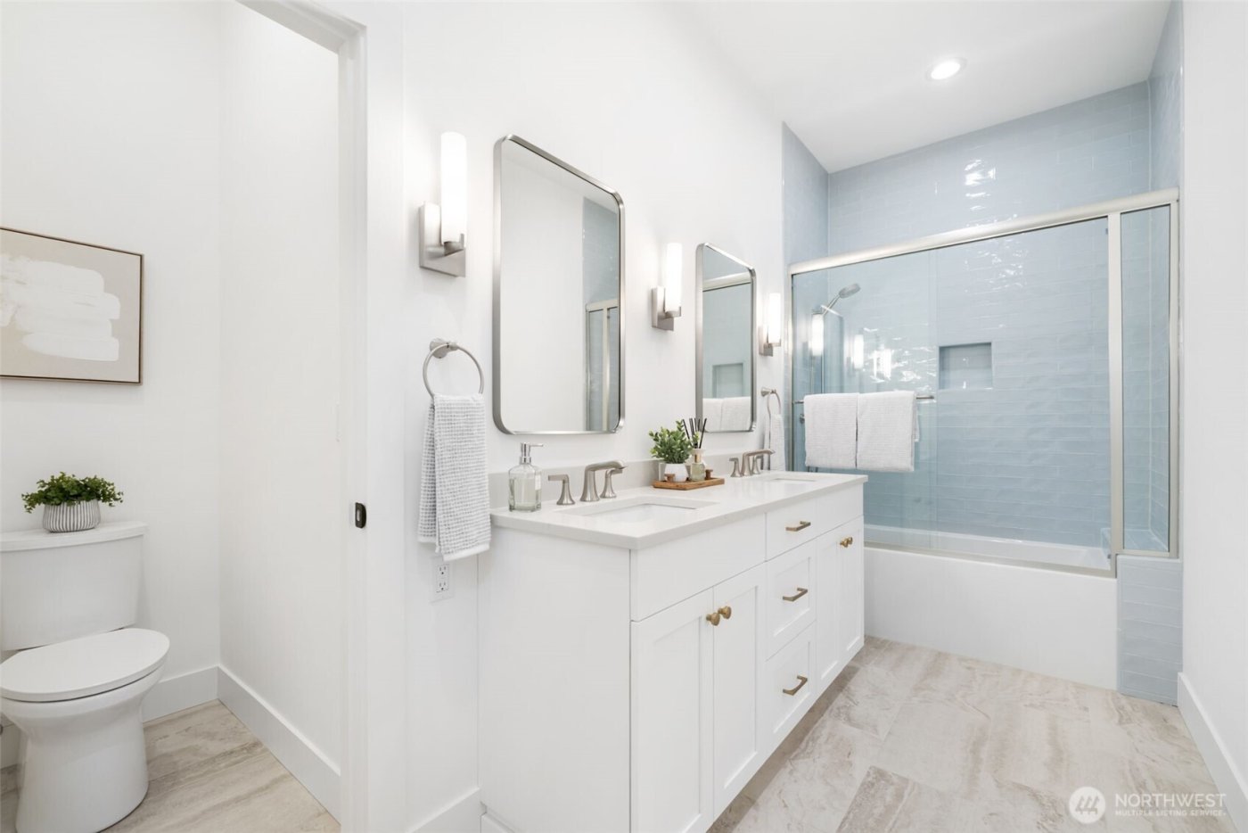 8307 Bayridge Avenue , Gig Harbor, WA 98332