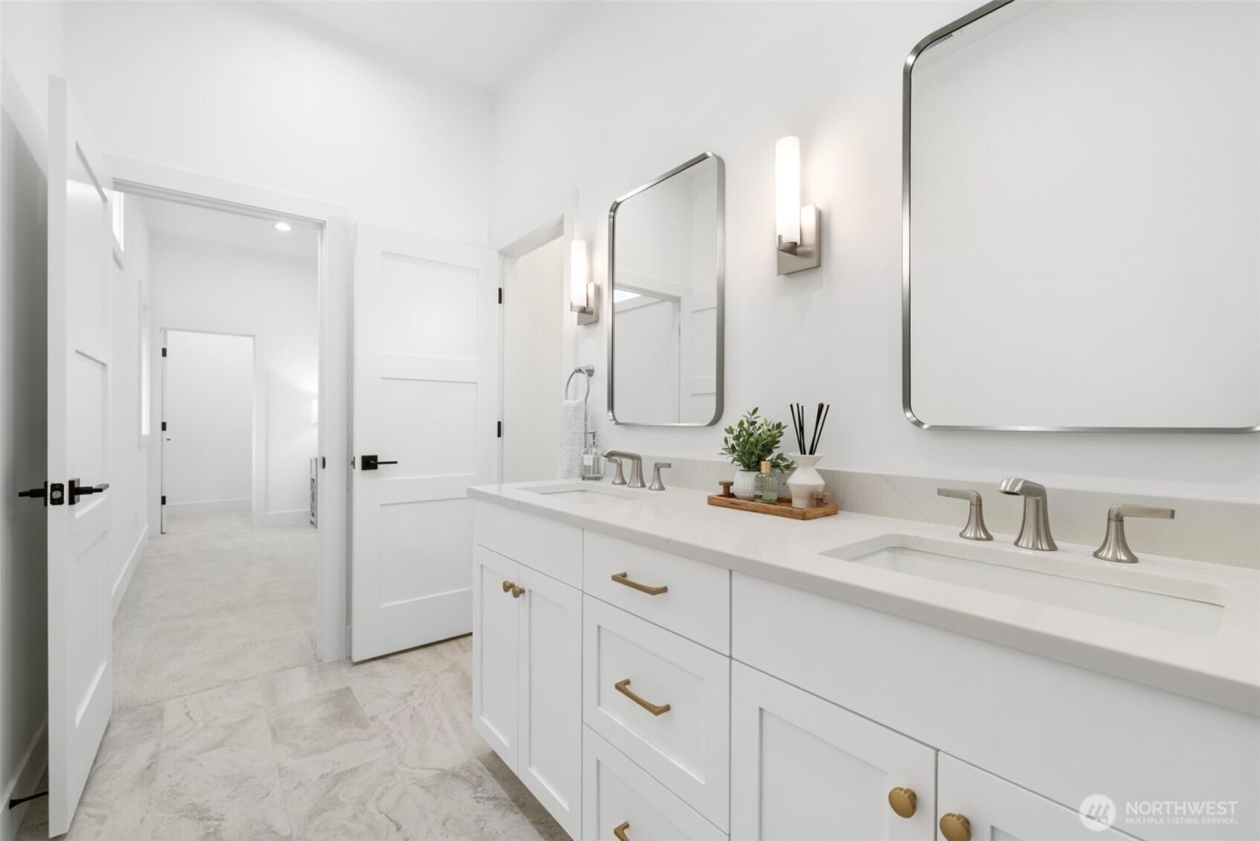 8307 Bayridge Avenue , Gig Harbor, WA 98332