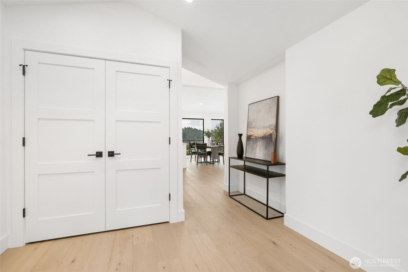 8307 Bayridge Avenue , Gig Harbor, WA 98332