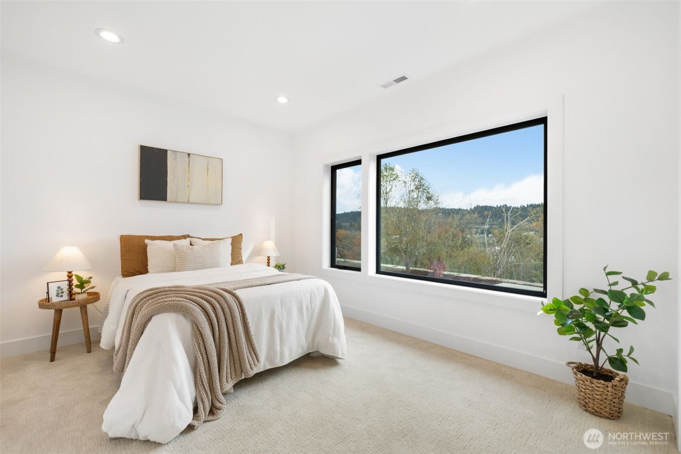 8307 Bayridge Avenue , Gig Harbor, WA 98332