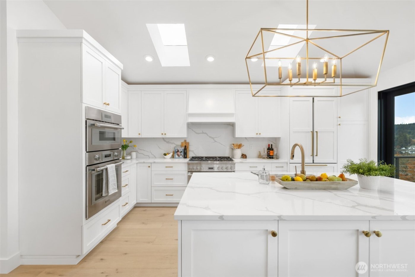 8307 Bayridge Avenue , Gig Harbor, WA 98332