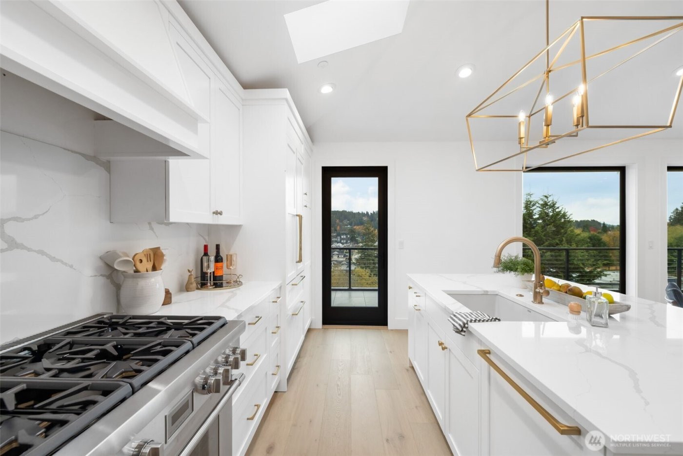 8307 Bayridge Avenue , Gig Harbor, WA 98332