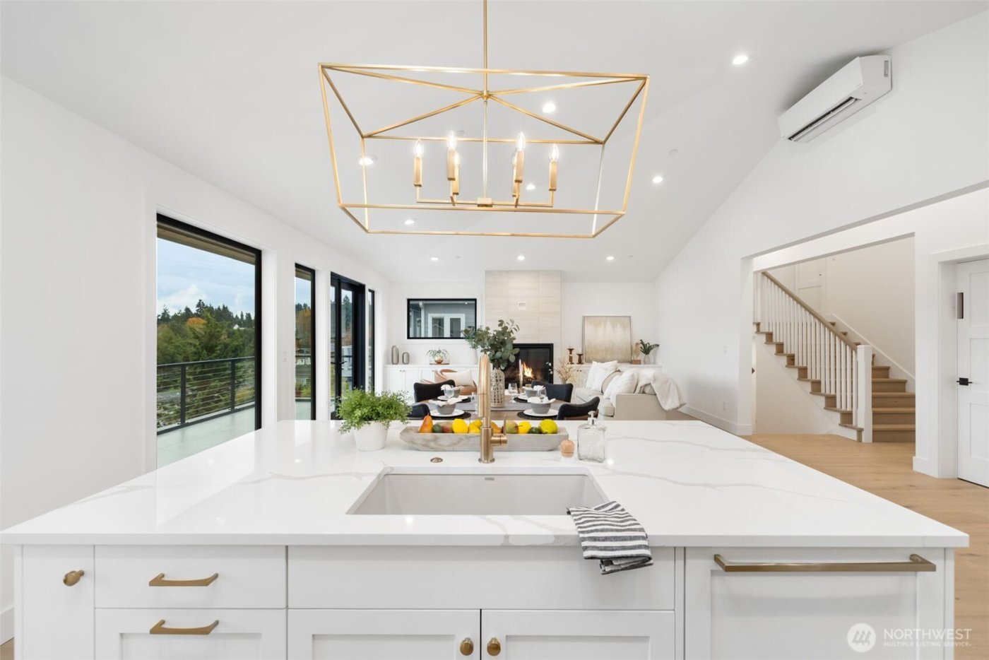 8307 Bayridge Avenue , Gig Harbor, WA 98332