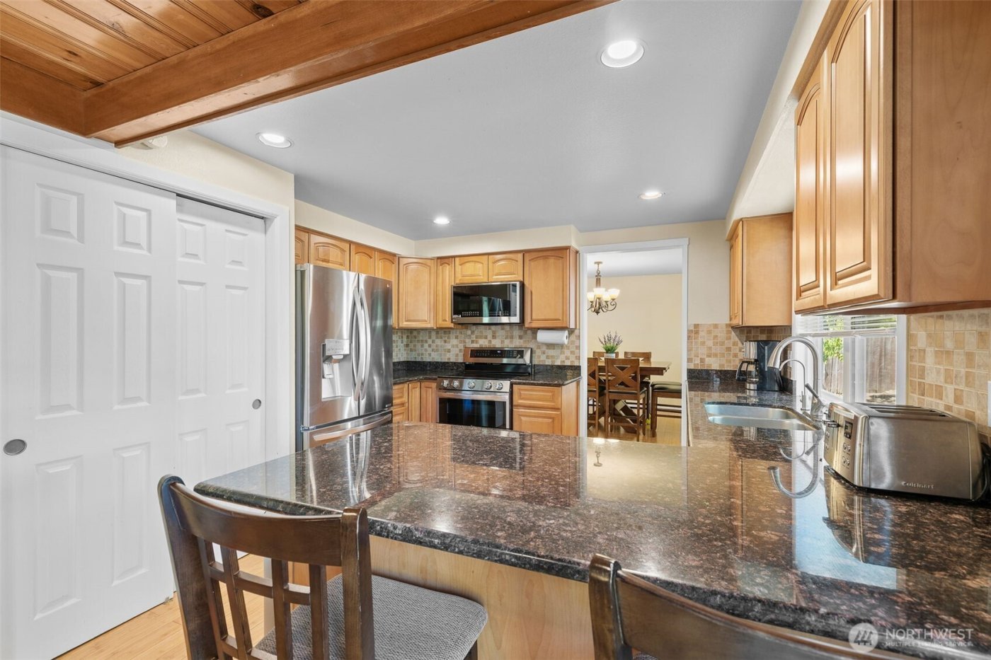 12424 106th Place NE, Kirkland, WA 98034