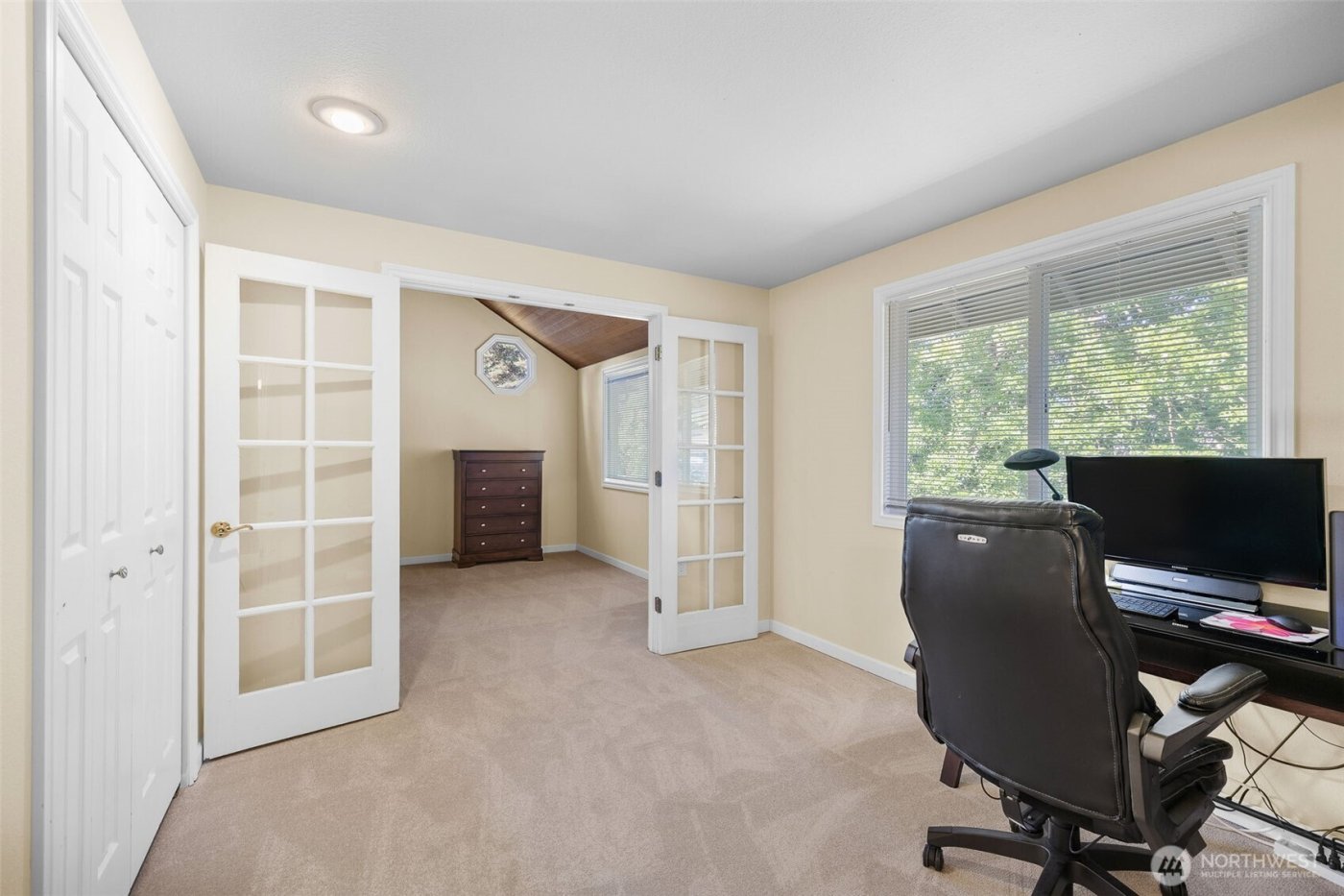 12424 106th Place NE, Kirkland, WA 98034