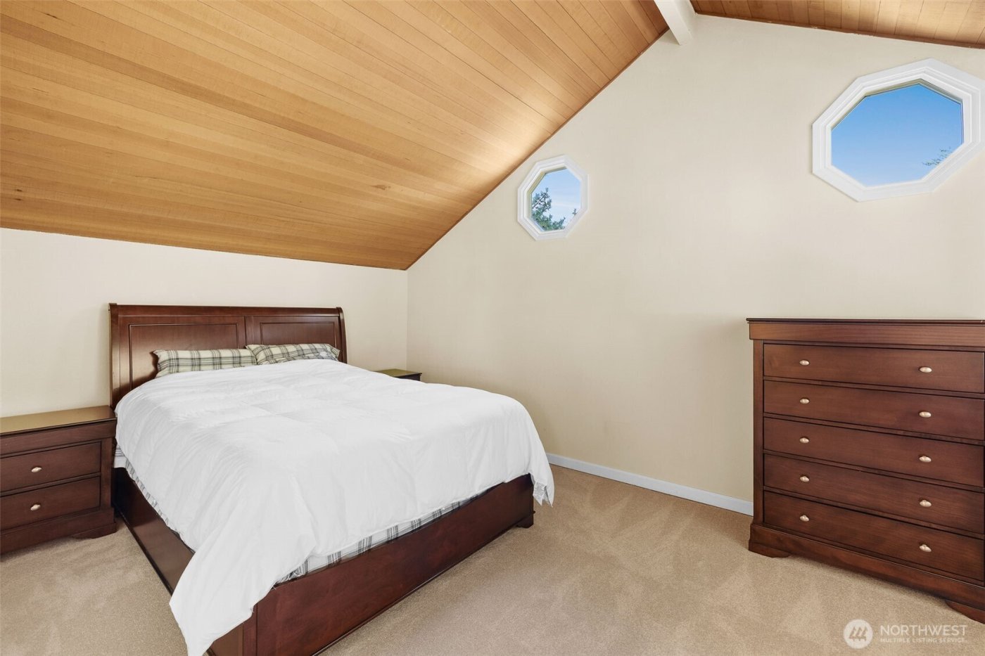 12424 106th Place NE, Kirkland, WA 98034