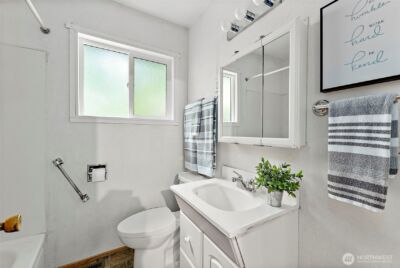 8813 Old Highway 99 SE, Tumwater, WA 98501 - Photo 11