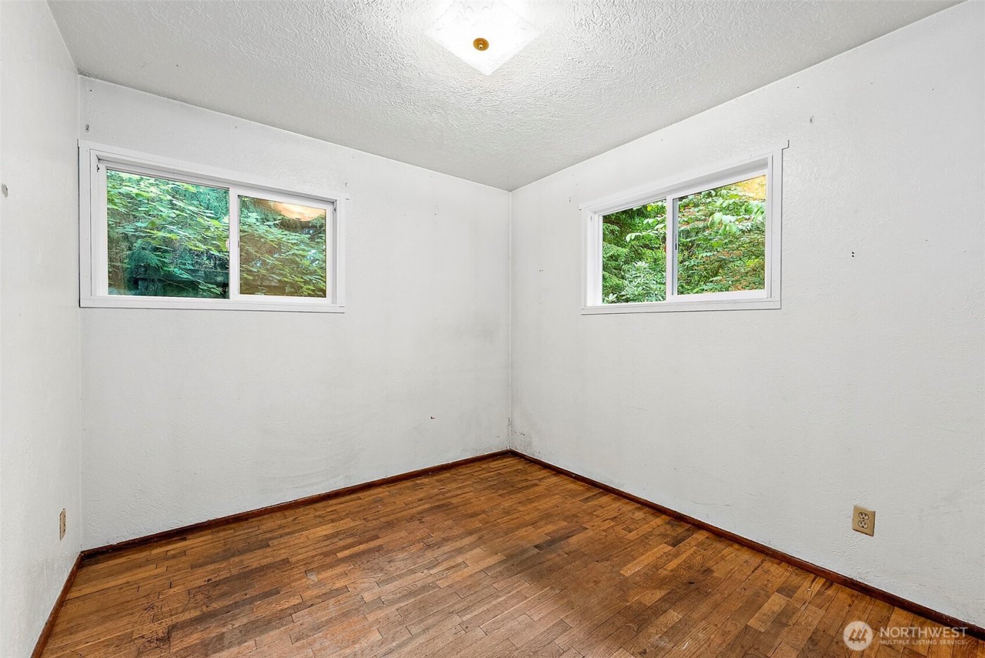 8813 Old Highway 99 SE, Tumwater, WA 98501