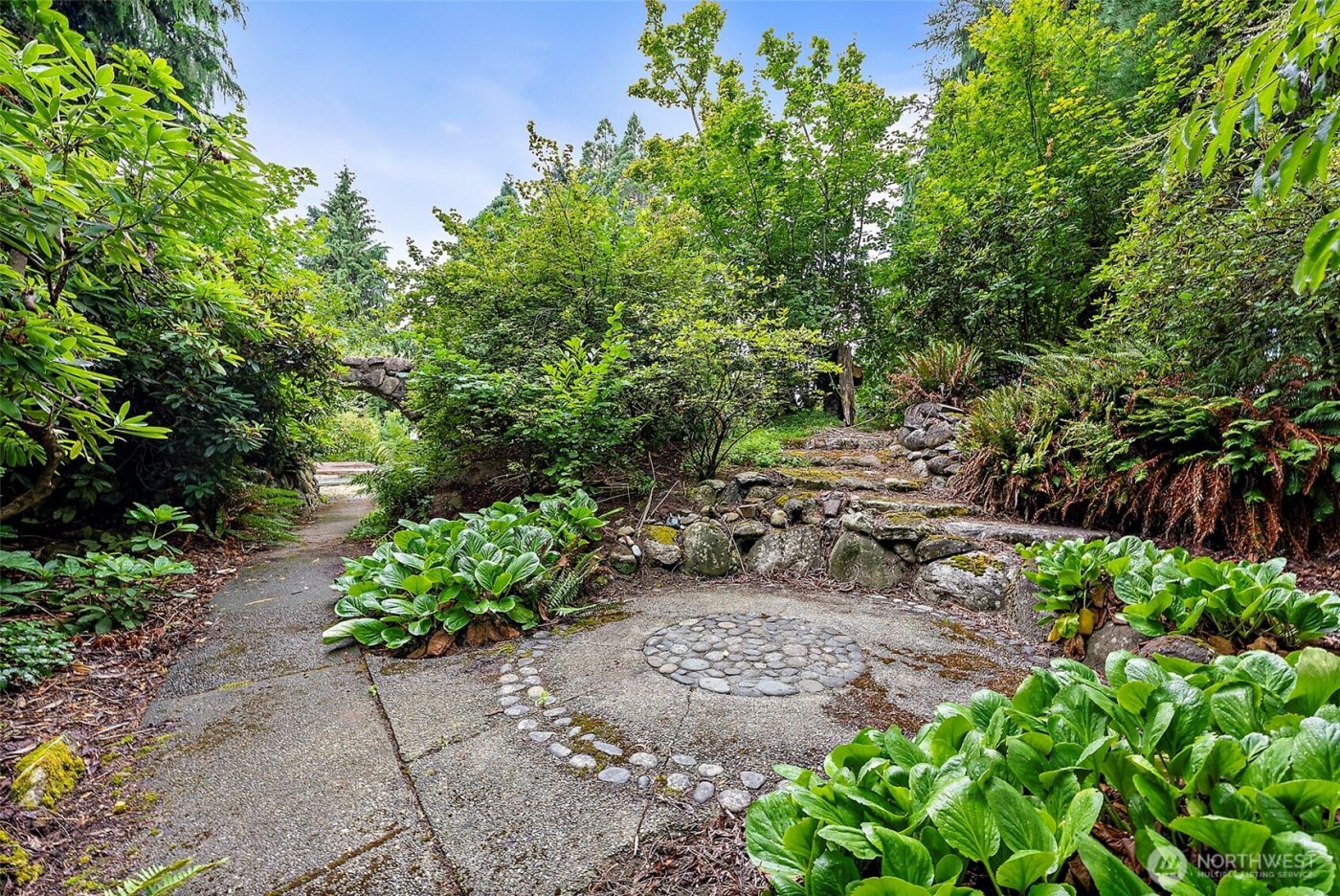 8813 Old Highway 99 SE, Tumwater, WA 98501